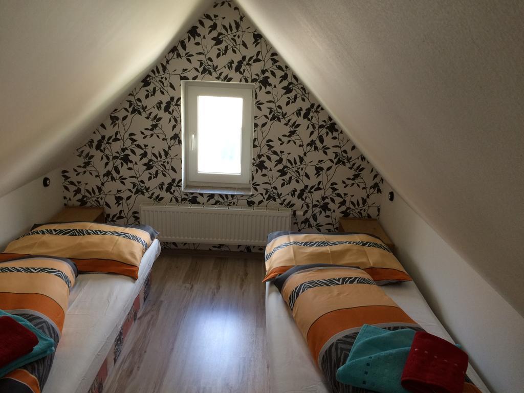 Apartmama Lipova 客房 照片